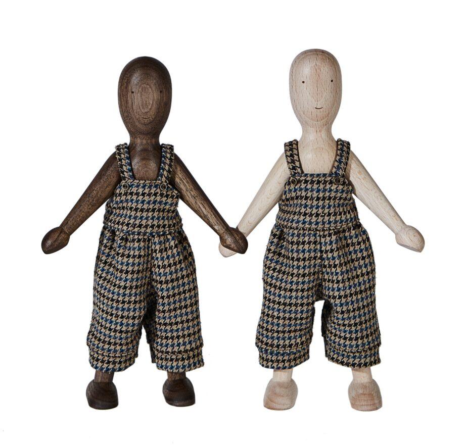 Wooden Story puidust pöögist nukk pükstega