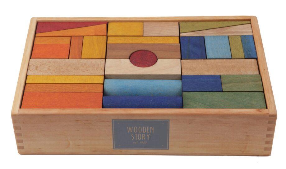Wooden Story Puidust klotsid karbis – värvilised, 63 tk