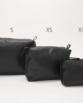 Nahast kosmeetikakott, keskmine- must